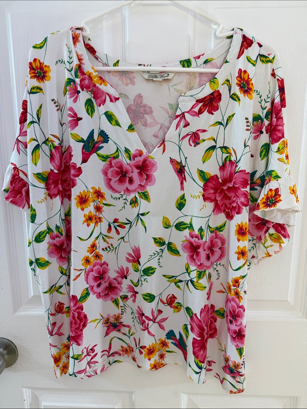 The Pioneer Woman White V-Neck Top with Pink & Yellow Floral/Bird Print Size XL